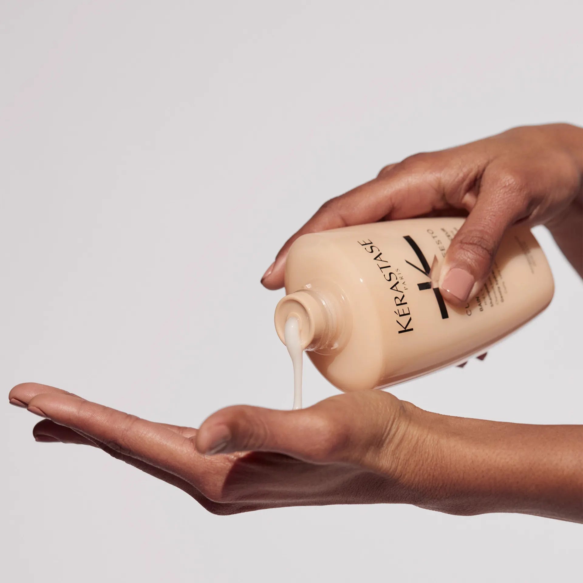 KERASTASE CURL MANIFESTO BAIN HYDRATION SHAMPOO 250ML Hover Image