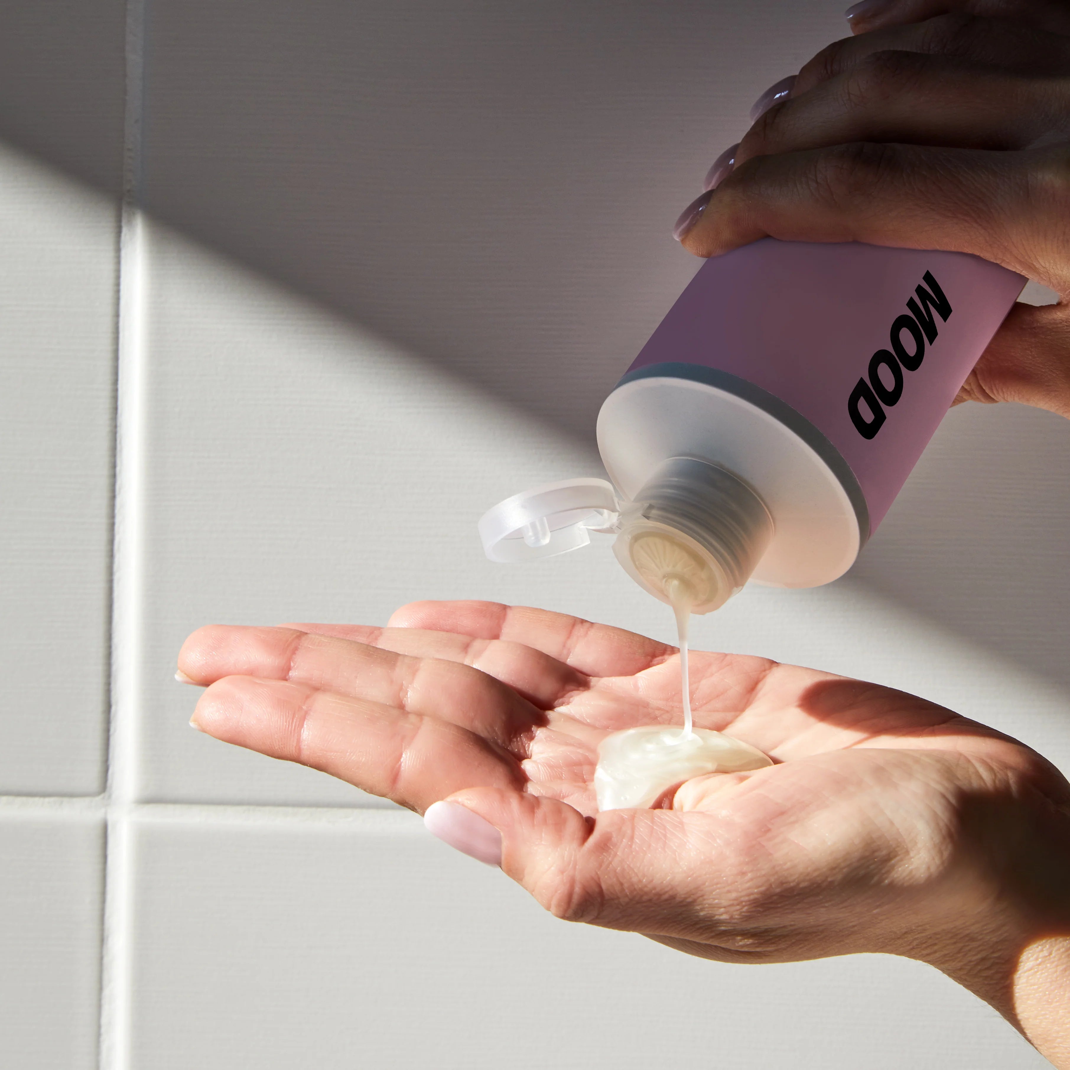 MOOD COLOR PROTECT SHAMPOO 400ML Hover Image
